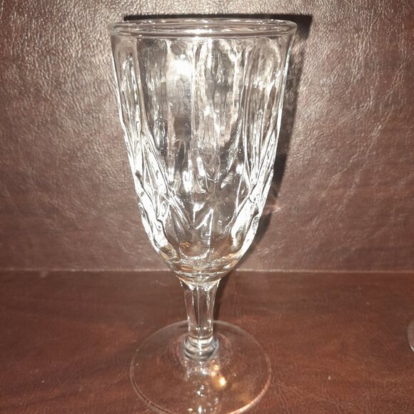 Vintage Anchor Hocking "Crown Point" Stemware Bundle  (11 pieces) - Picture 2 of 5
